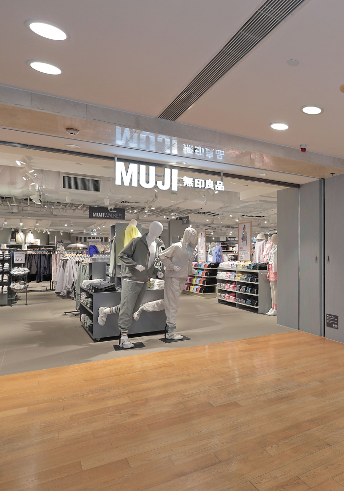 MUJI Lee Theatre<br>First Garment Store Re-opened at Lee Theatre Plaza