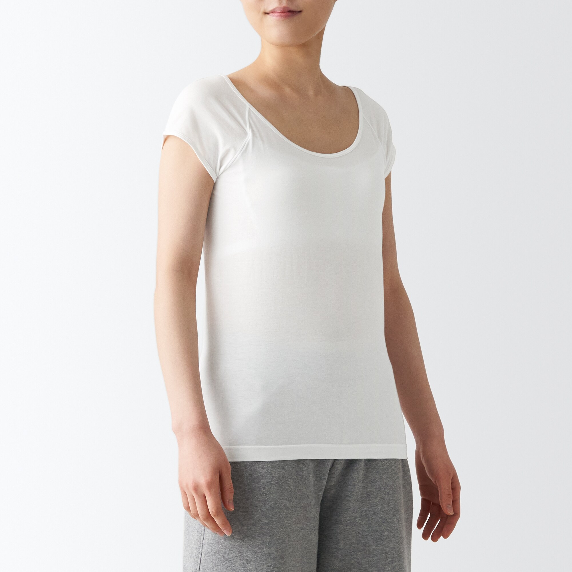 무인양품 일본 실크 혼방 컵인 프렌치 슬리브 티셔츠