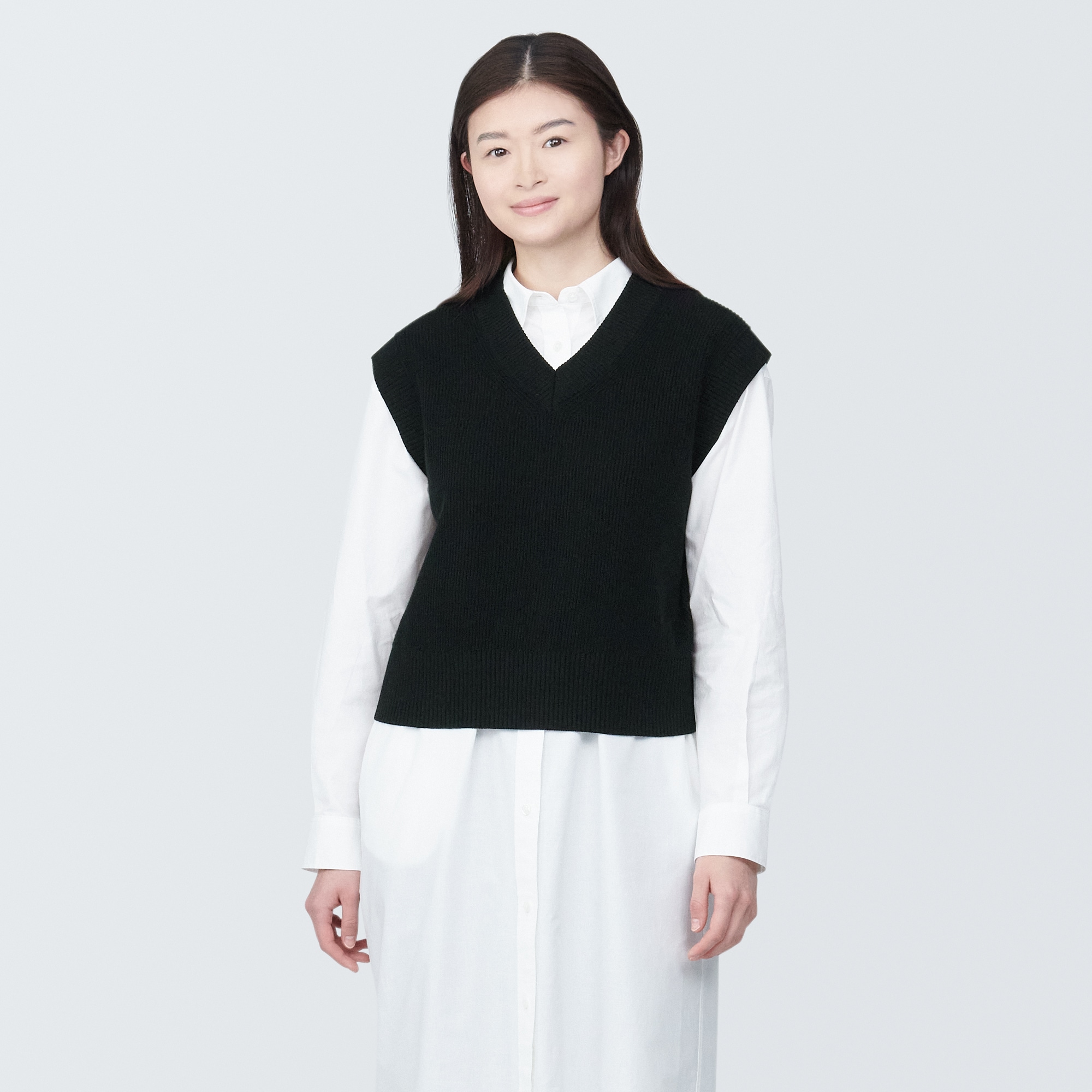 무인양품 일본 여성 세탁가능 뜨개질 쇼트 브이넥 베스트