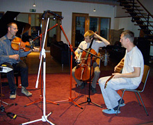 BGM 8번 녹음 모습. 스웨덴 스톨홀름의 스튜디오.