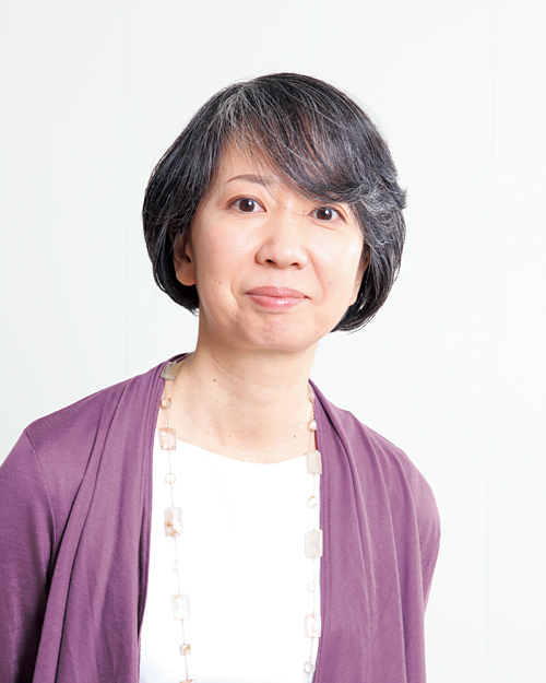 鍛治 恵