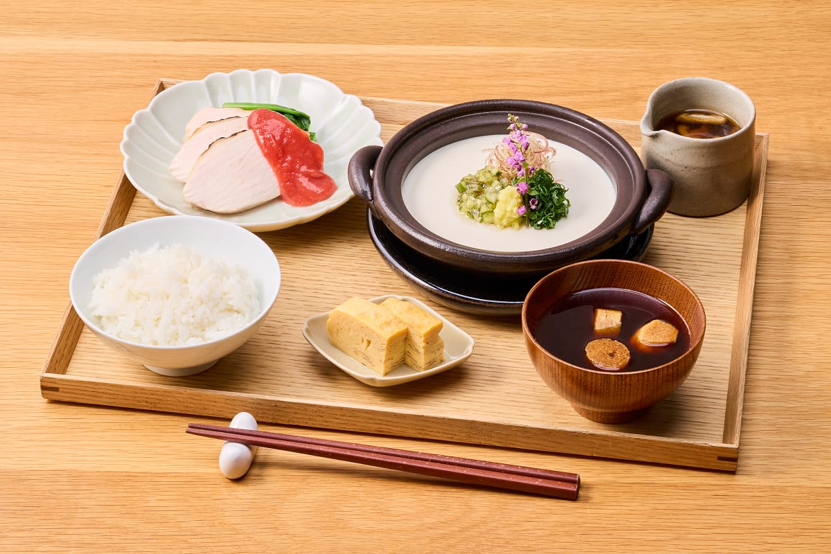 土鍋仕立ての寄せ豆富おぜん