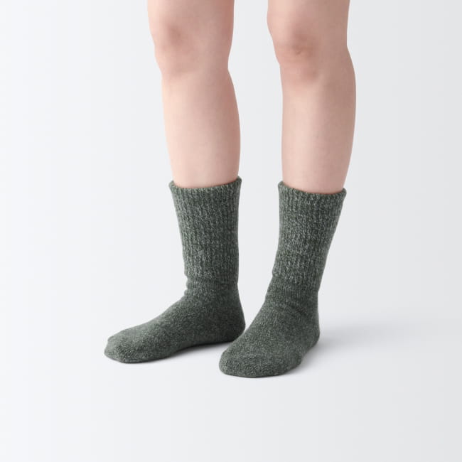 靴下を重ねて着用したイメージ