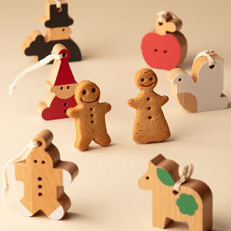 クリスマスオーナメントとお菓子のセットの商品画像