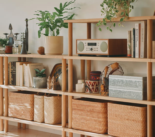 手軽に組み立てられる木製シェルフ　棚3段と棚4段を横並びにして使用しているイメージ2