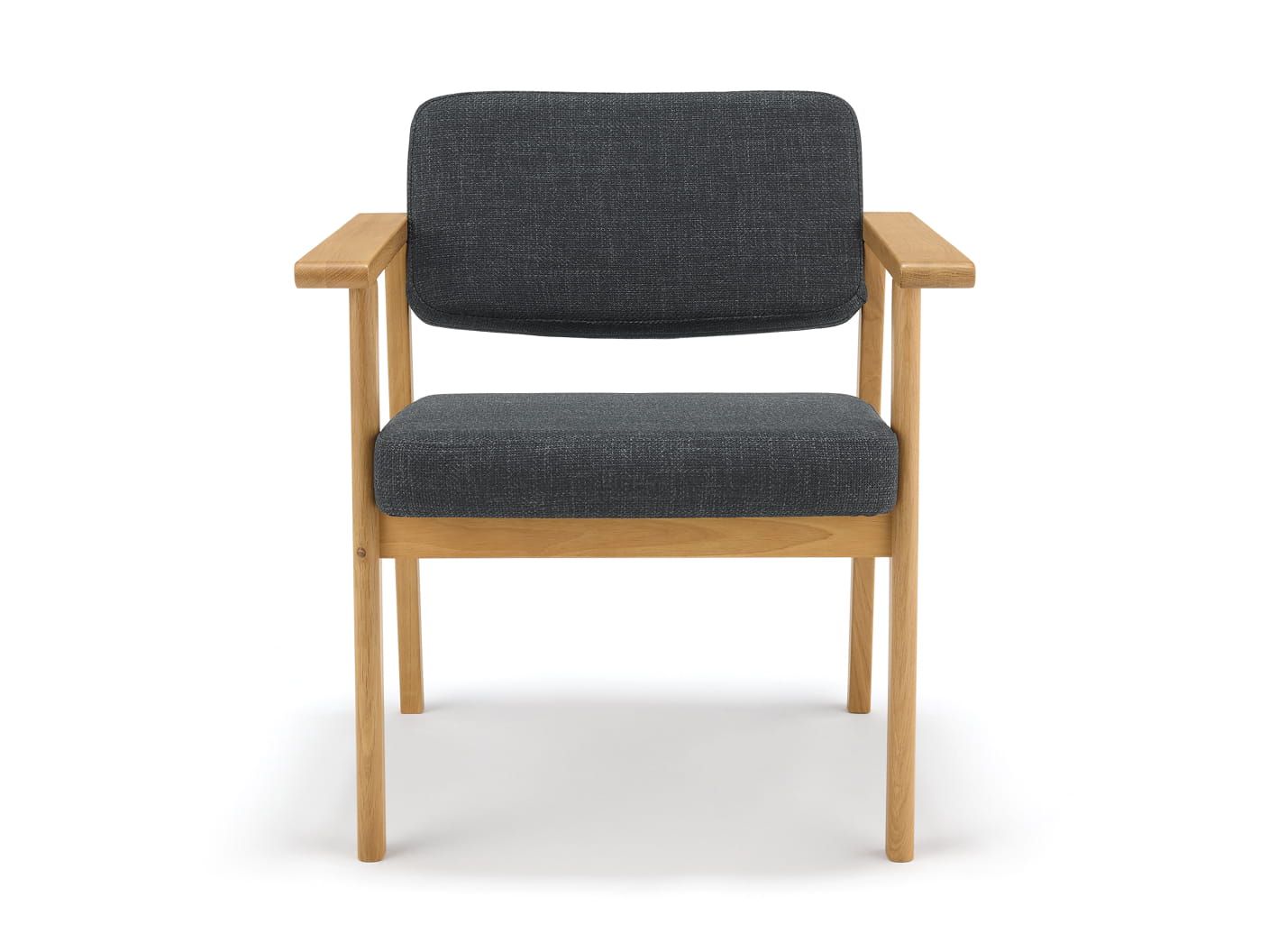 木製アームチェアの商品画像