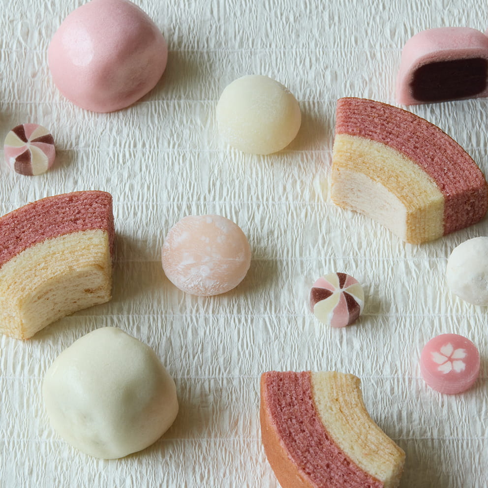 大袋 いちごとミルクの紅白カットバウムの商品画像