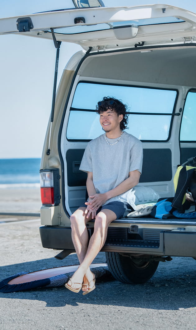 洗いざらし太番手クルーネック半袖Tシャツの着用イメージ