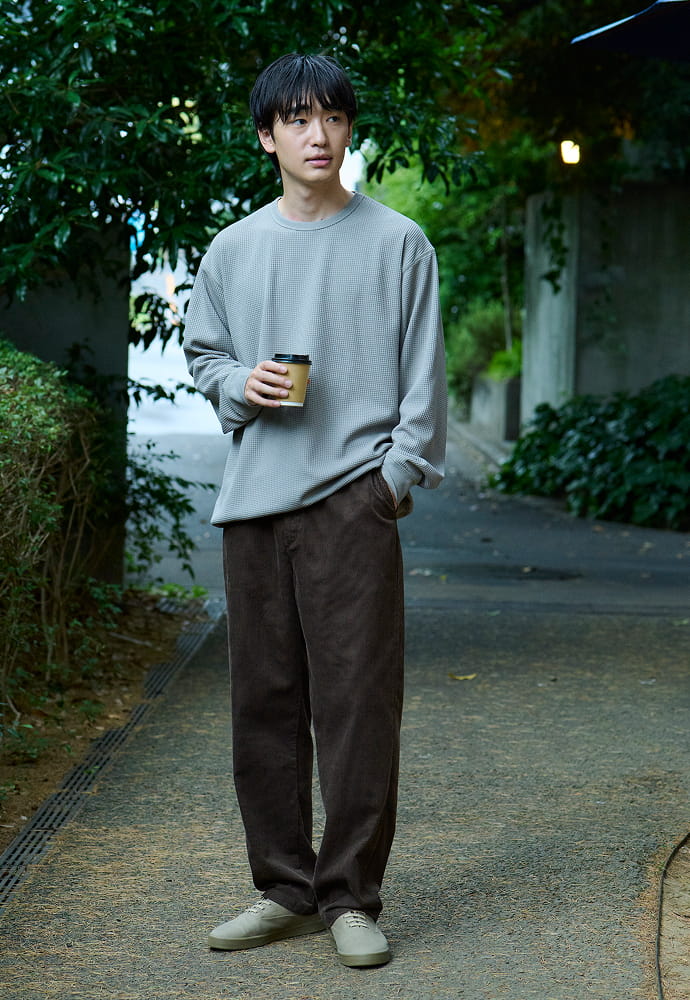 紳士　コーデュロイイージーパンツ 着用イメージ1