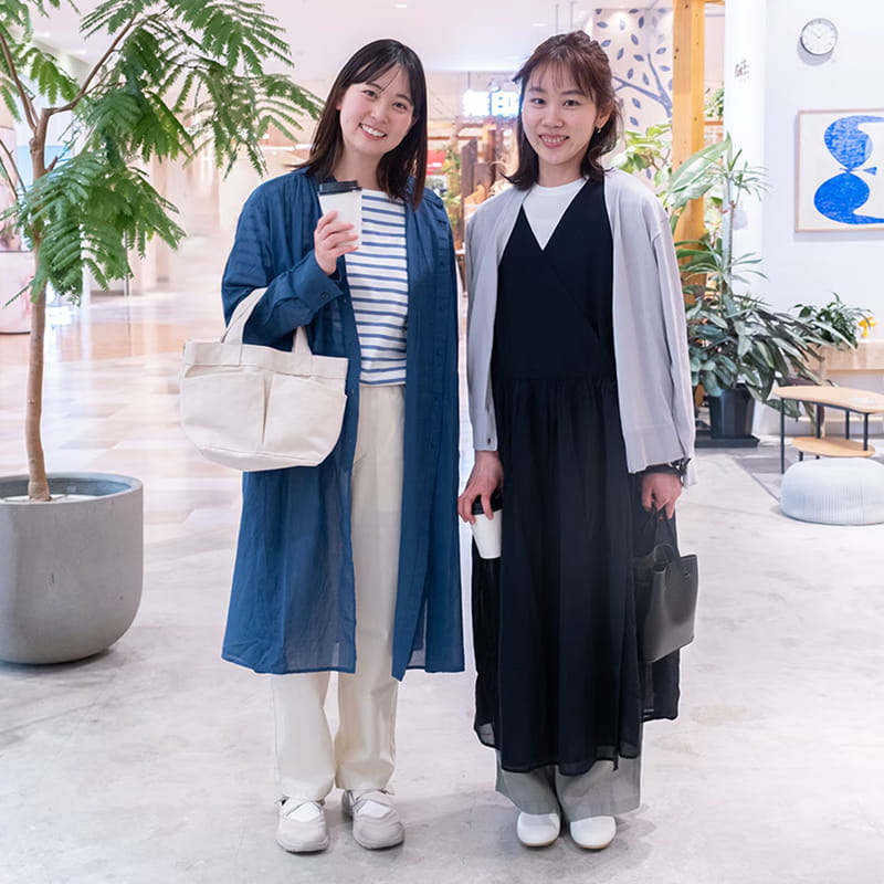 婦人　洗いざらし　コットンイージーテーパードパンツのスタッフスナップ4