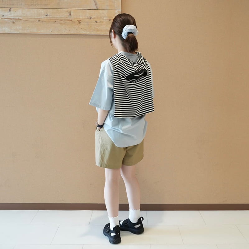 婦人　洗いざらし　ブロードショートパンツのスタッフスナップ2