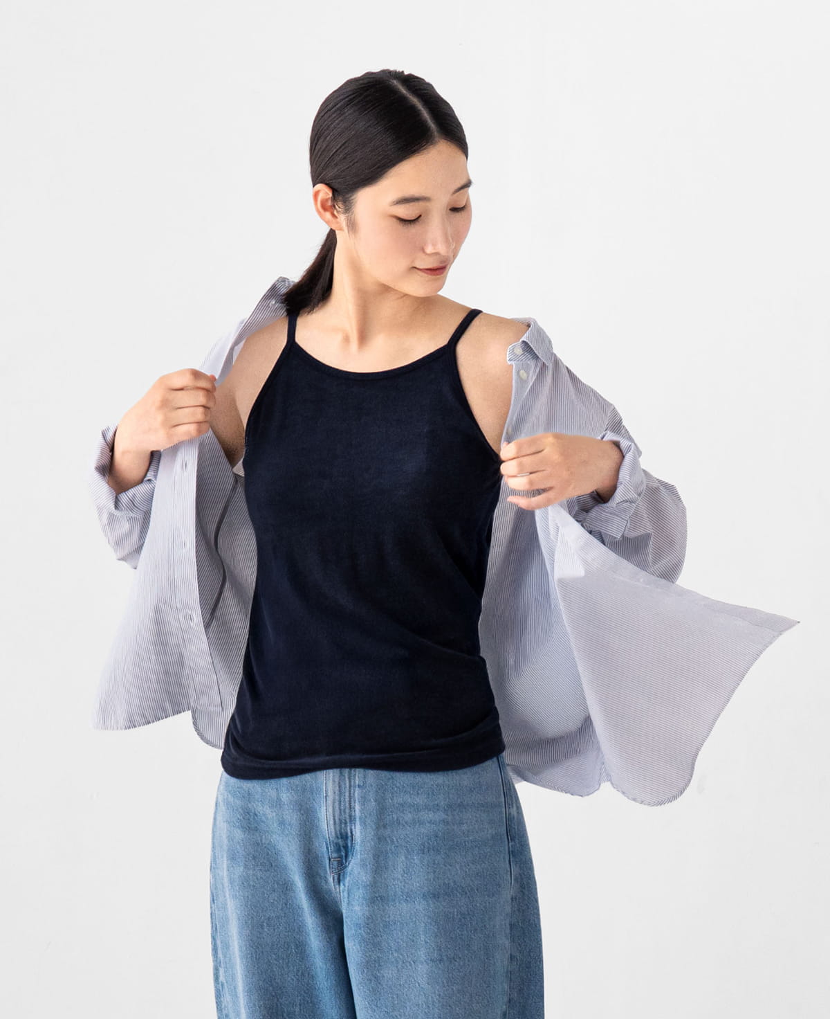 婦人　なめらかパイルブラキャミソールの着用イメージ