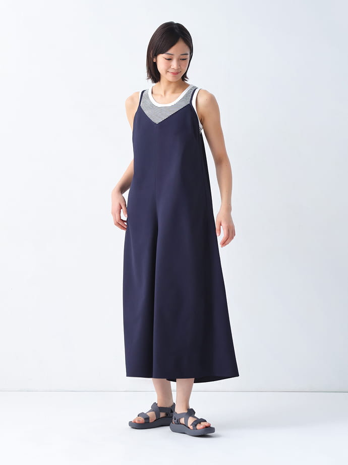 サロペットのモデル画像