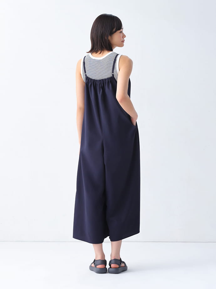 サロペットのモデル画像