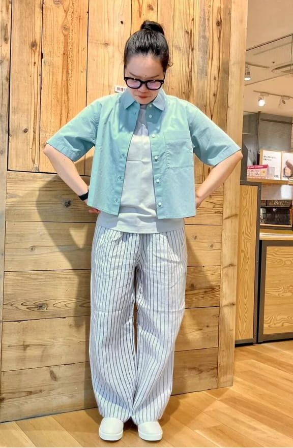 婦人　涼感　半袖シャツのイメージ