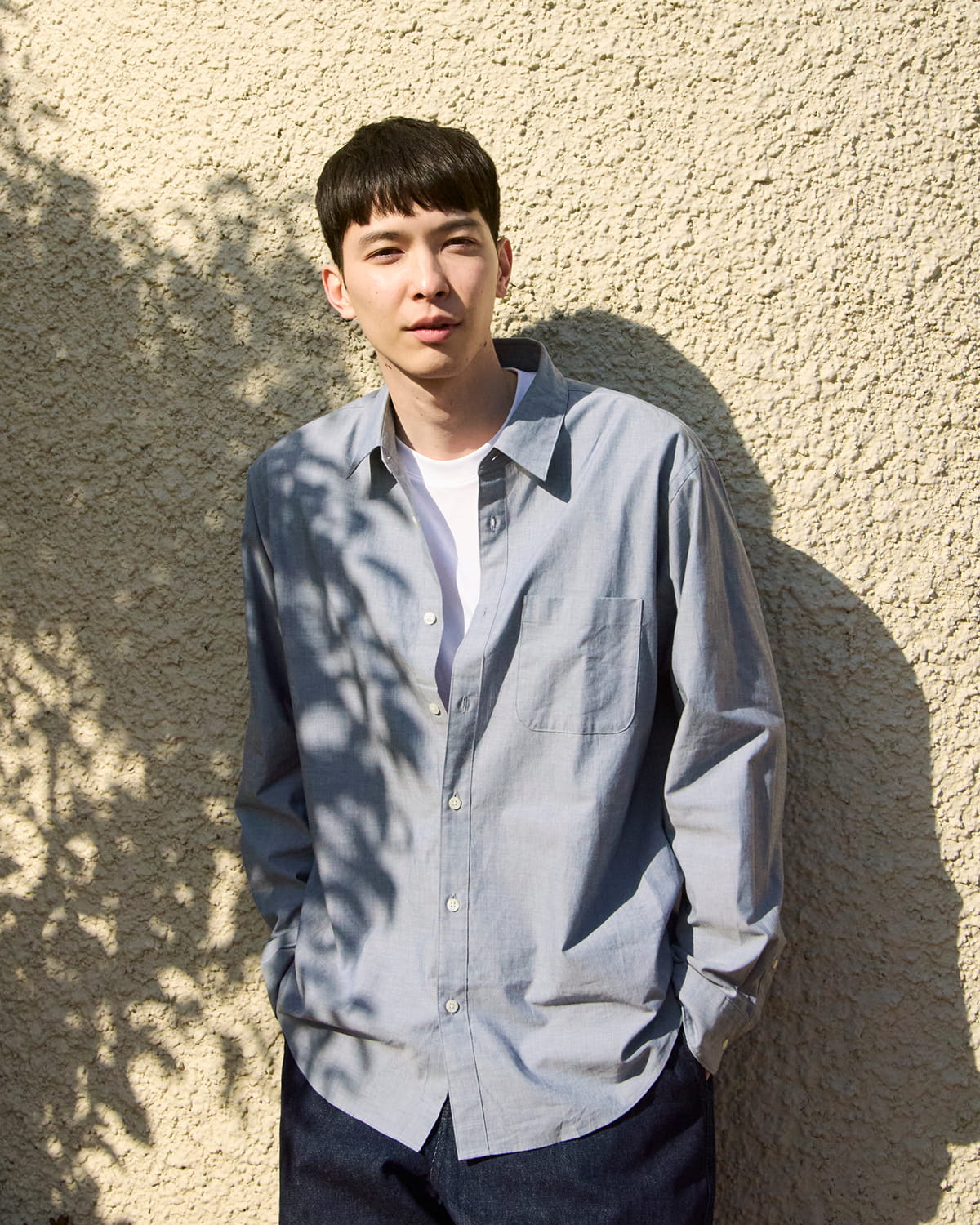 紳士　洗いざらしブロード長袖シャツの着用イメージ1