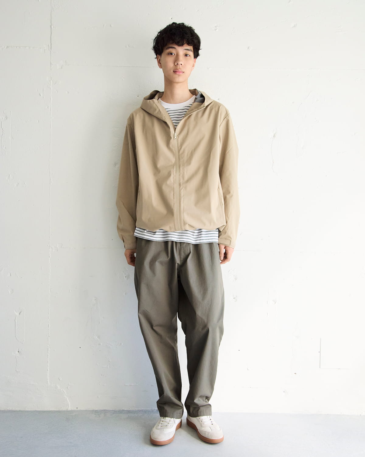 紳士　透湿撥水フードジャケットの着用イメージ1