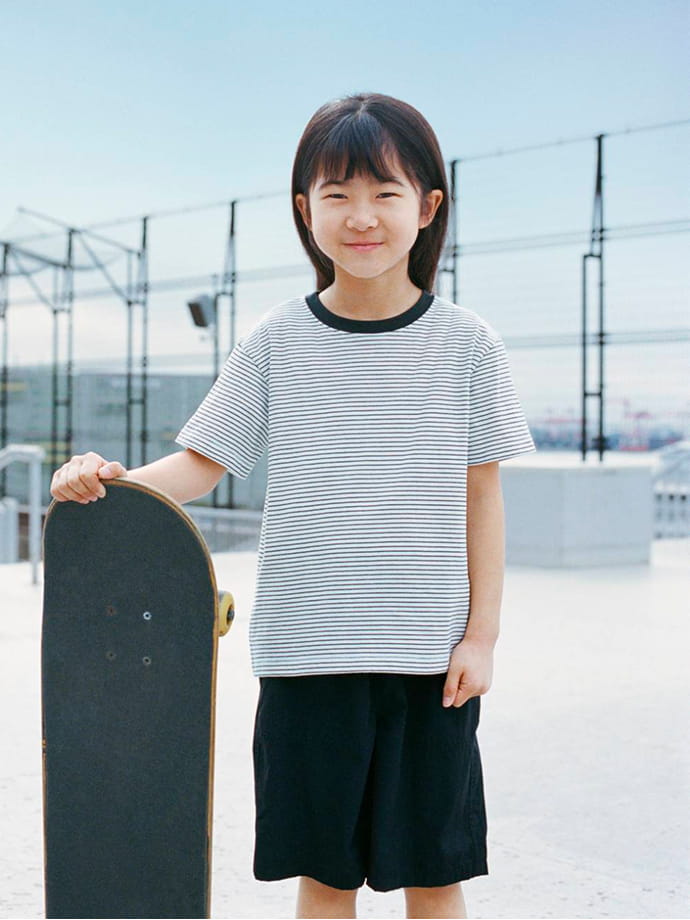 こどもの3枚目LOOK「綿100％の着心地は、毎日使いにもってこい。」