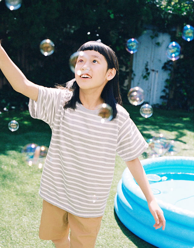 キッズ　天竺編みクルーネック半袖Ｔシャツ　ボーダーのモデル画像