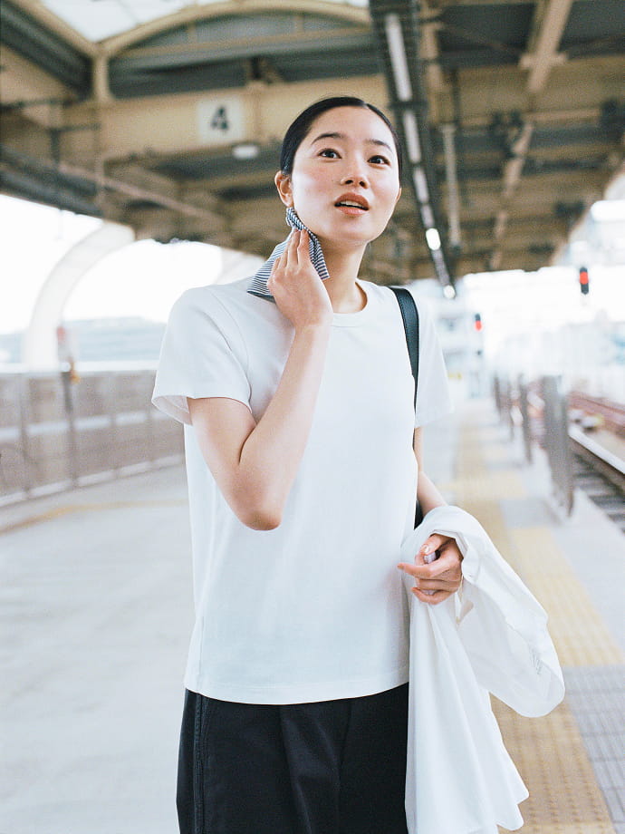 婦人の2枚目LOOK「かいた汗、もう気にしない。」