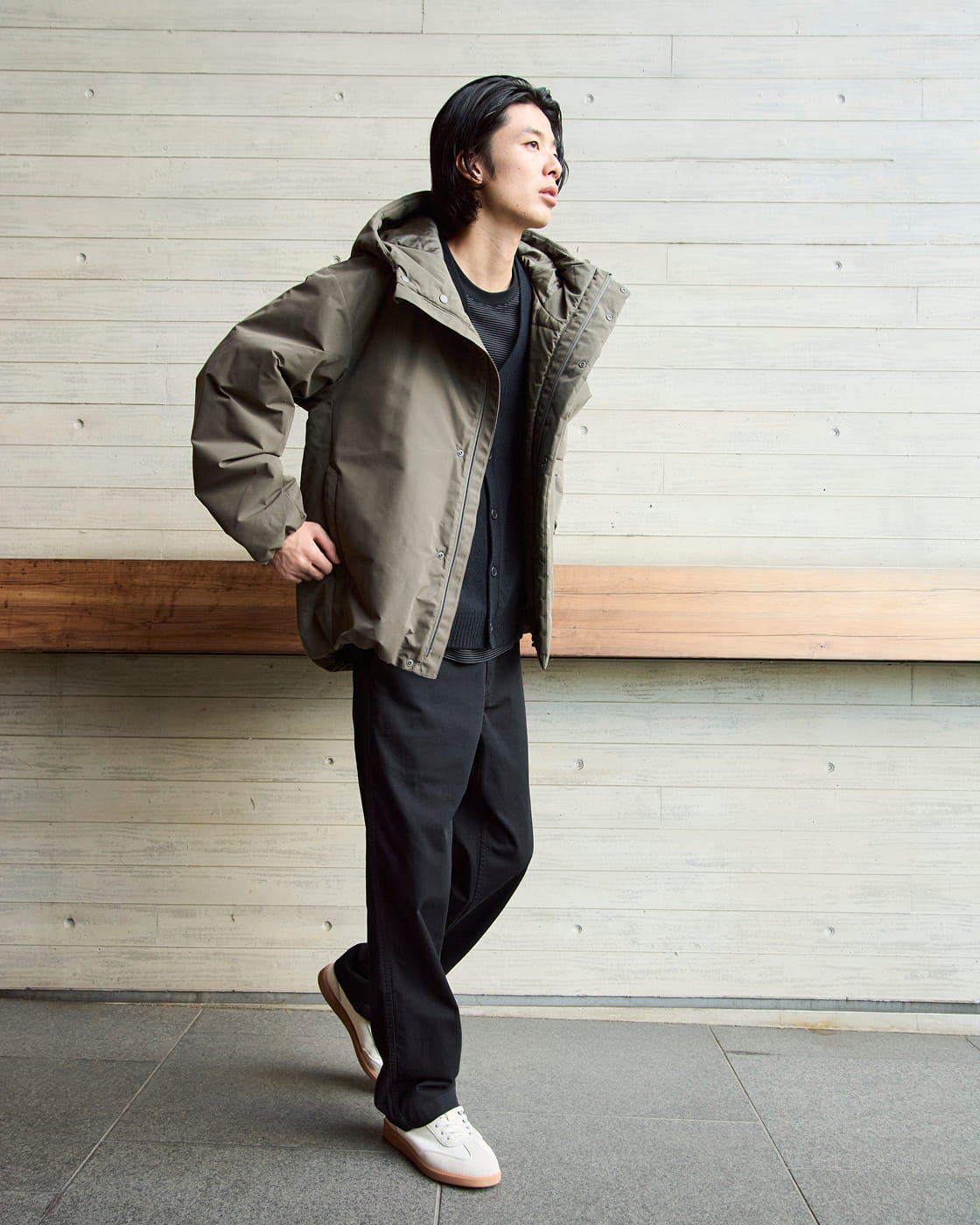 紳士　防風撥水中わたフードジャケットの着用イメージ1