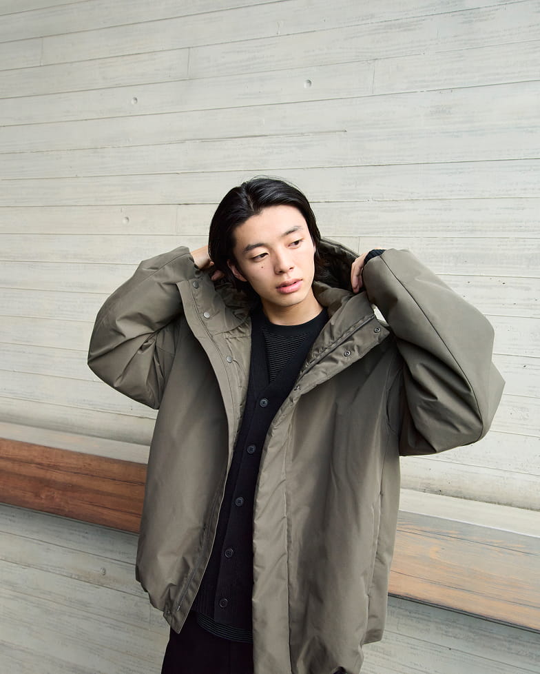 紳士　防風撥水中わたフードジャケットの着用イメージ2