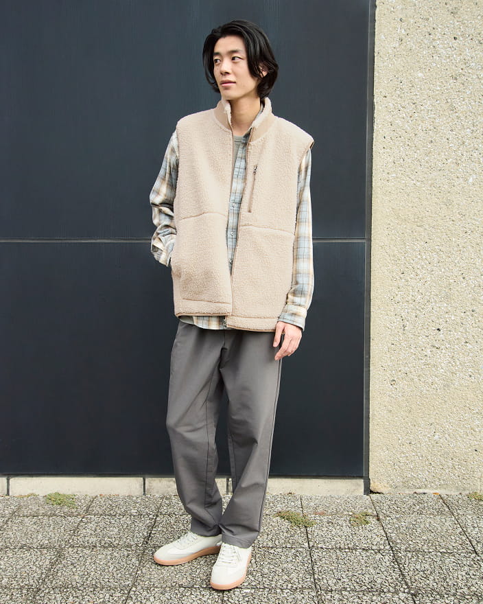 紳士　防風裏起毛ストレッチテーパードパンツの着用イメージ2