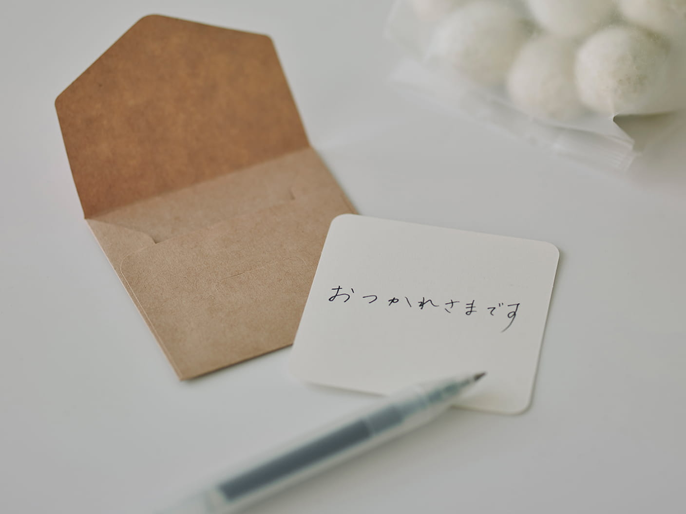 さらさら描けるゲルインキボールペン の商品画像1