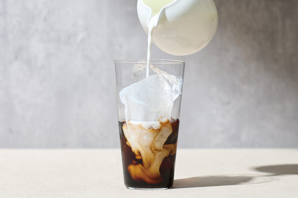 ミルクで割って、本格カフェオレに。のイメージ
