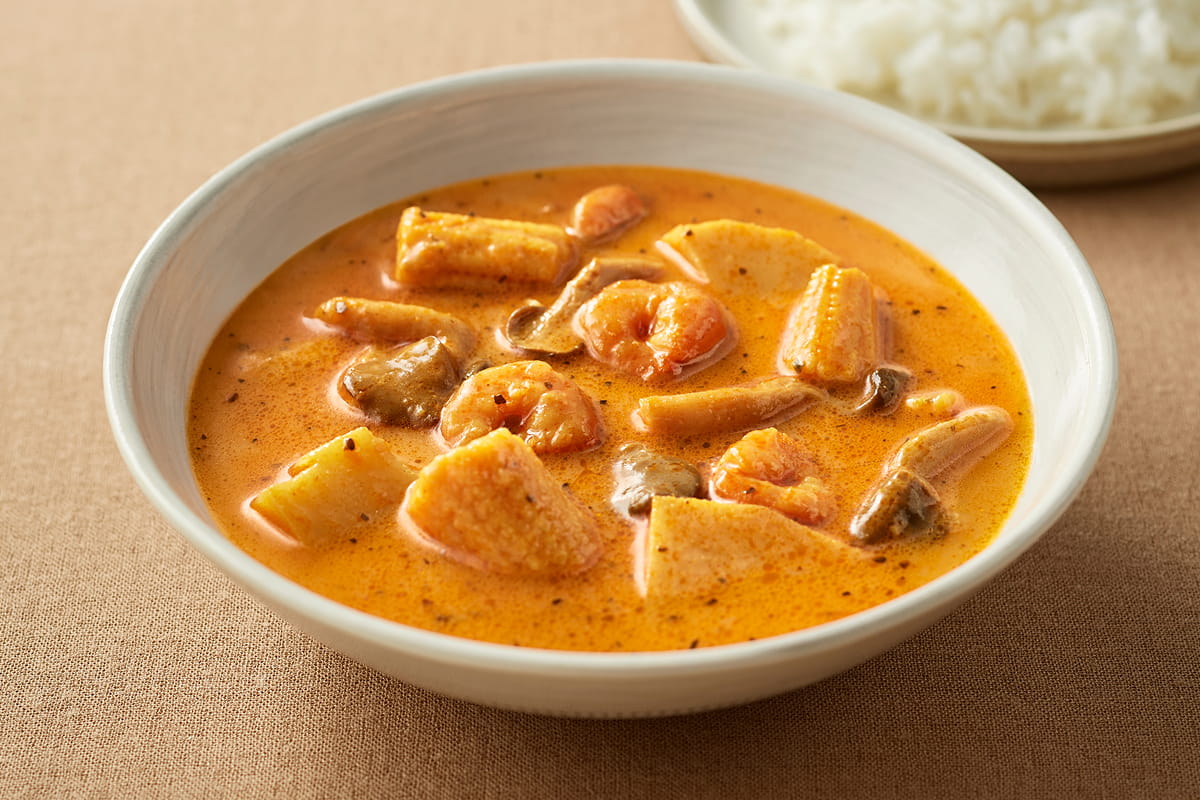海老のビスクとトマトのスープカレーのイメージ