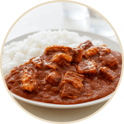 牛ばら肉の大盛りカレー