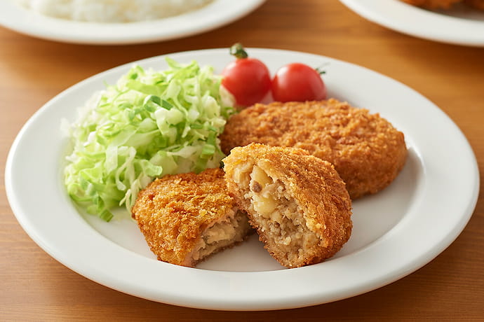 北海道産男爵いもと牛肉のコロッケ 4個