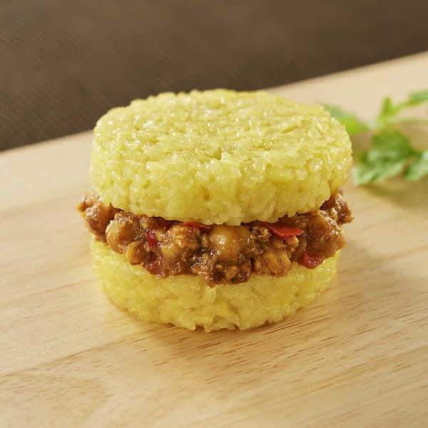 ライスバーガー　ひよこ豆と鶏肉のキーマカレー　２個のイメージ
