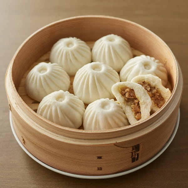 肉まん　２４０ｇ（８個入り）のイメージ