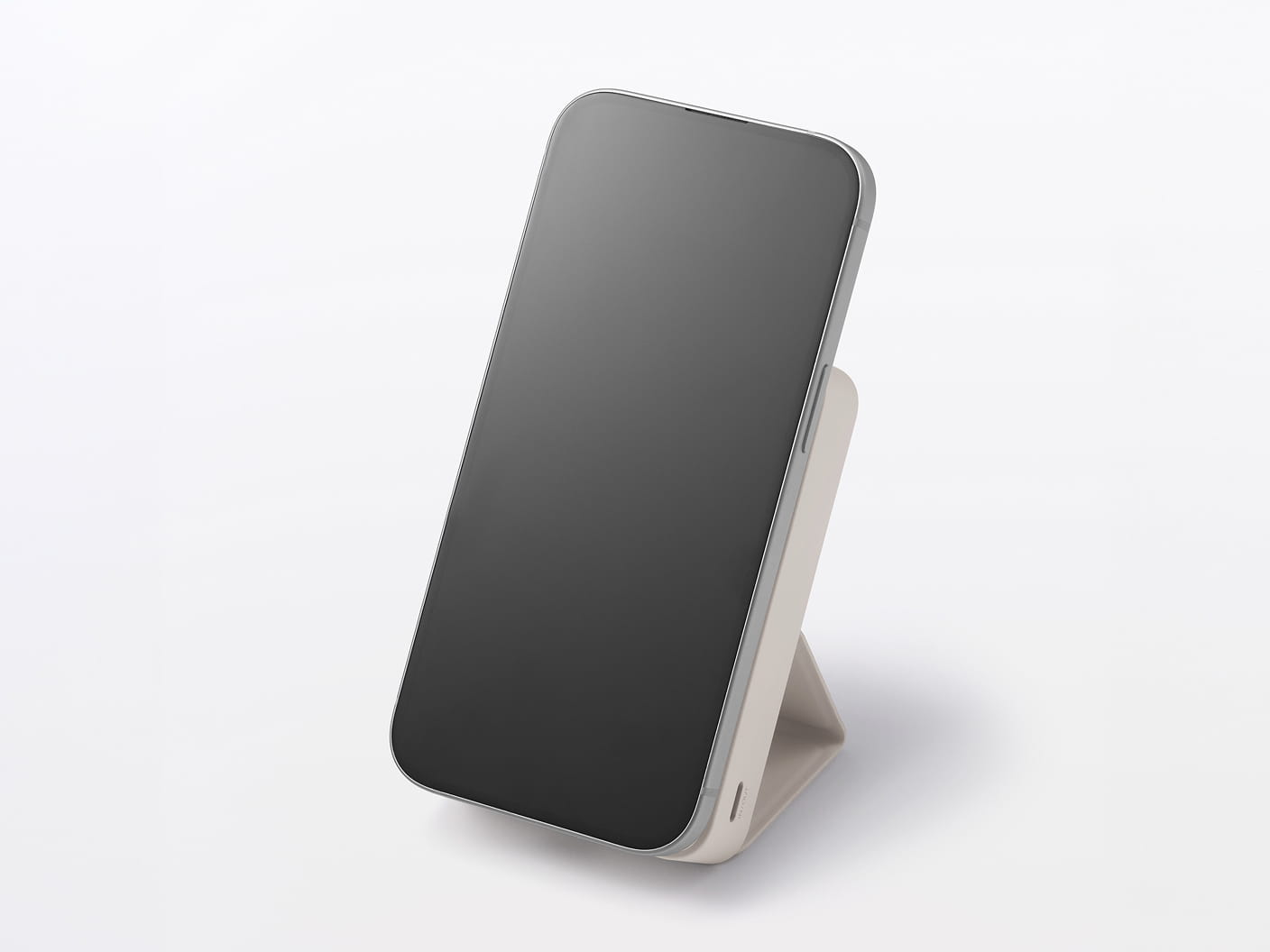 スマホスタンドにもなるモバイルバッテリーの使用イメージ