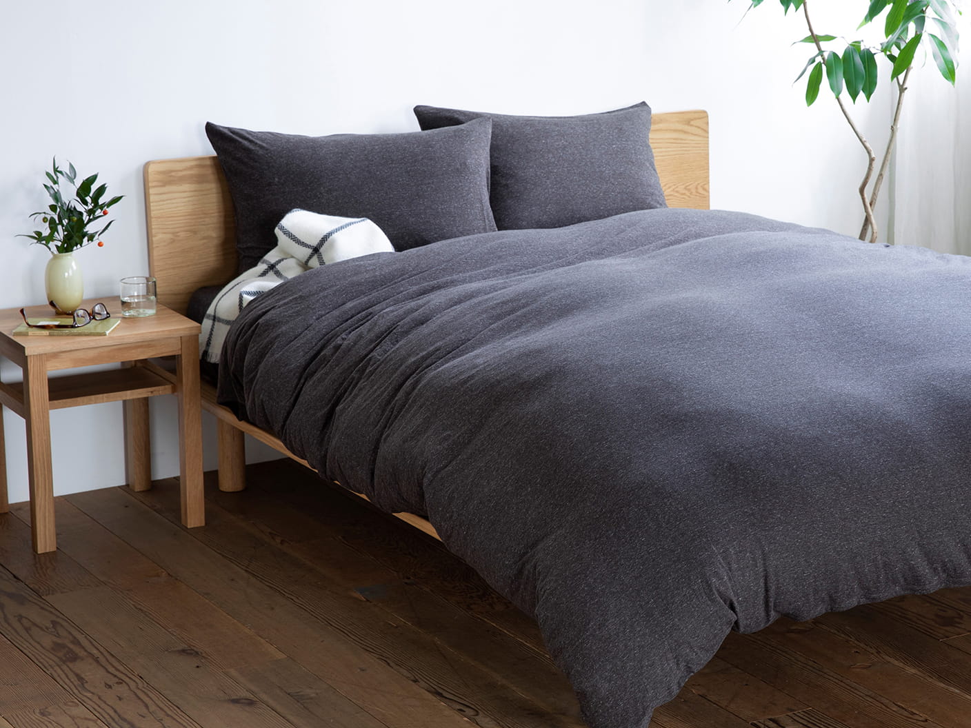 木製ベッドフレームの使用イメージ3