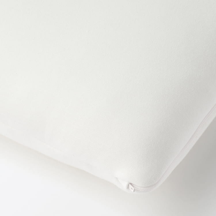 カバーが洗える　頭を支えるふっくらまくら　低め