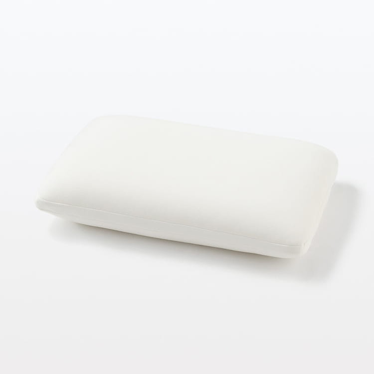 カバーが洗えるふっくらまくら