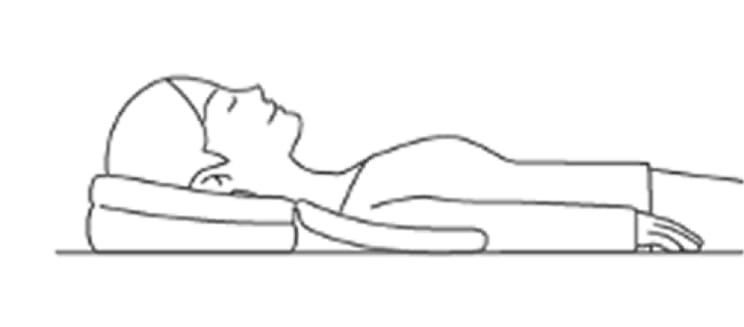 1段階折りたたんで寝そべる図