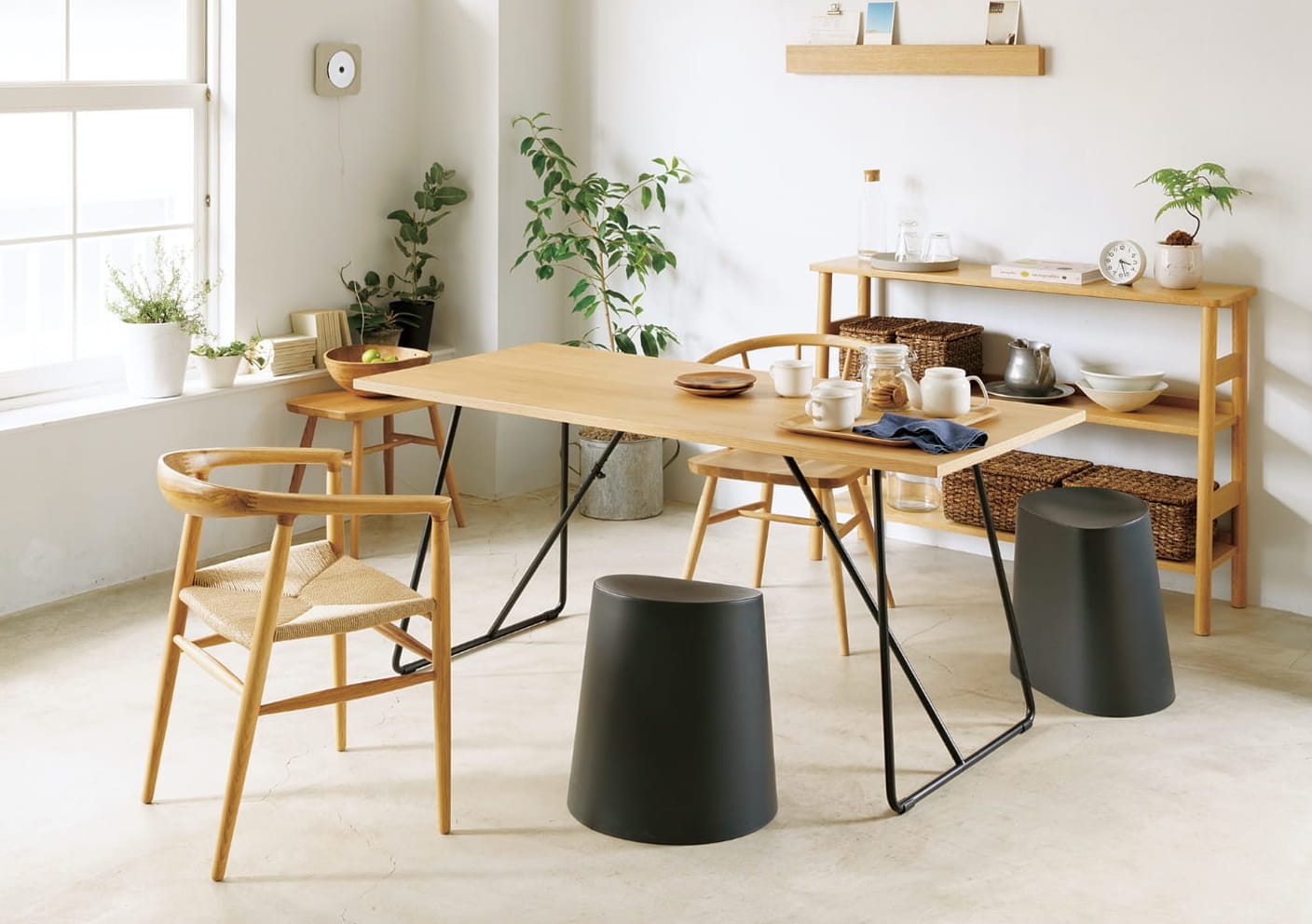 折りたたみテーブルイメージ