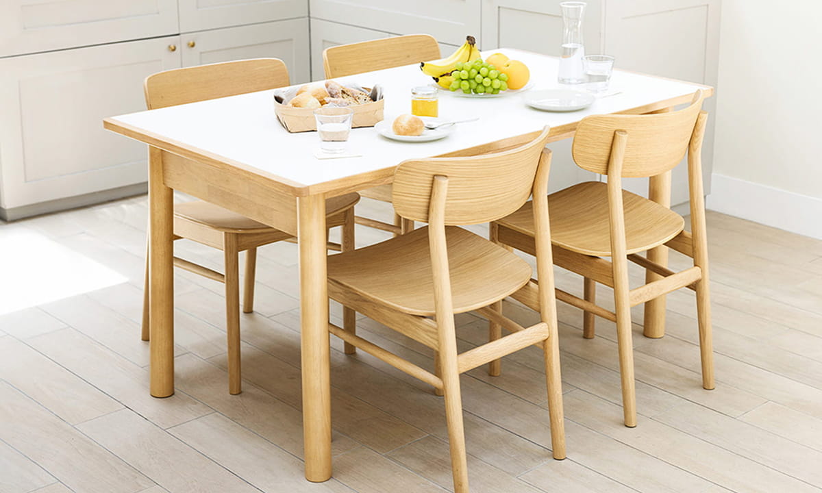 2〜4人用のテーブルイメージ