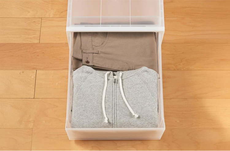 ポリプロピレン　クローゼットケース　中