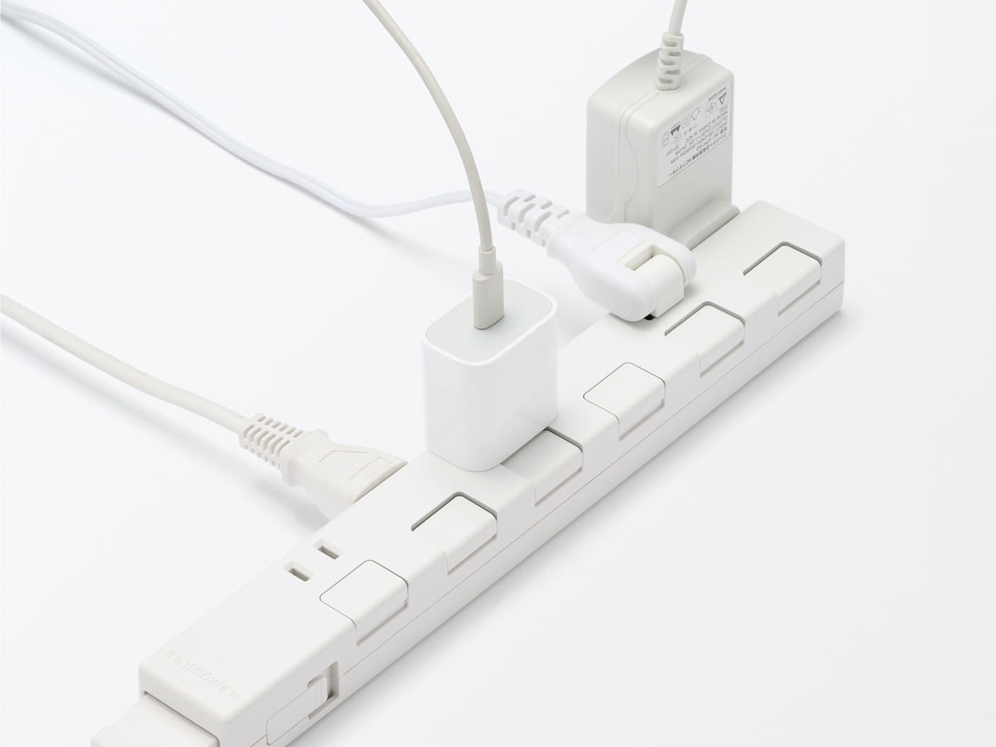 ジョイントタップ　ロック付　コンセント６個口・延長コード