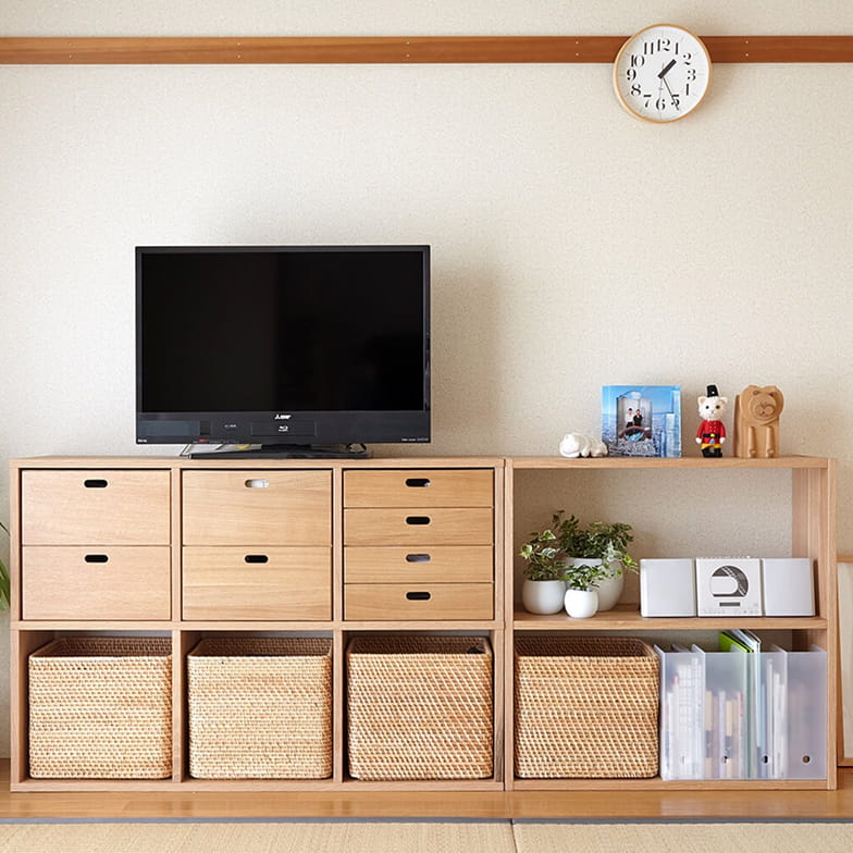 リビング収納とテレビ台の使用例