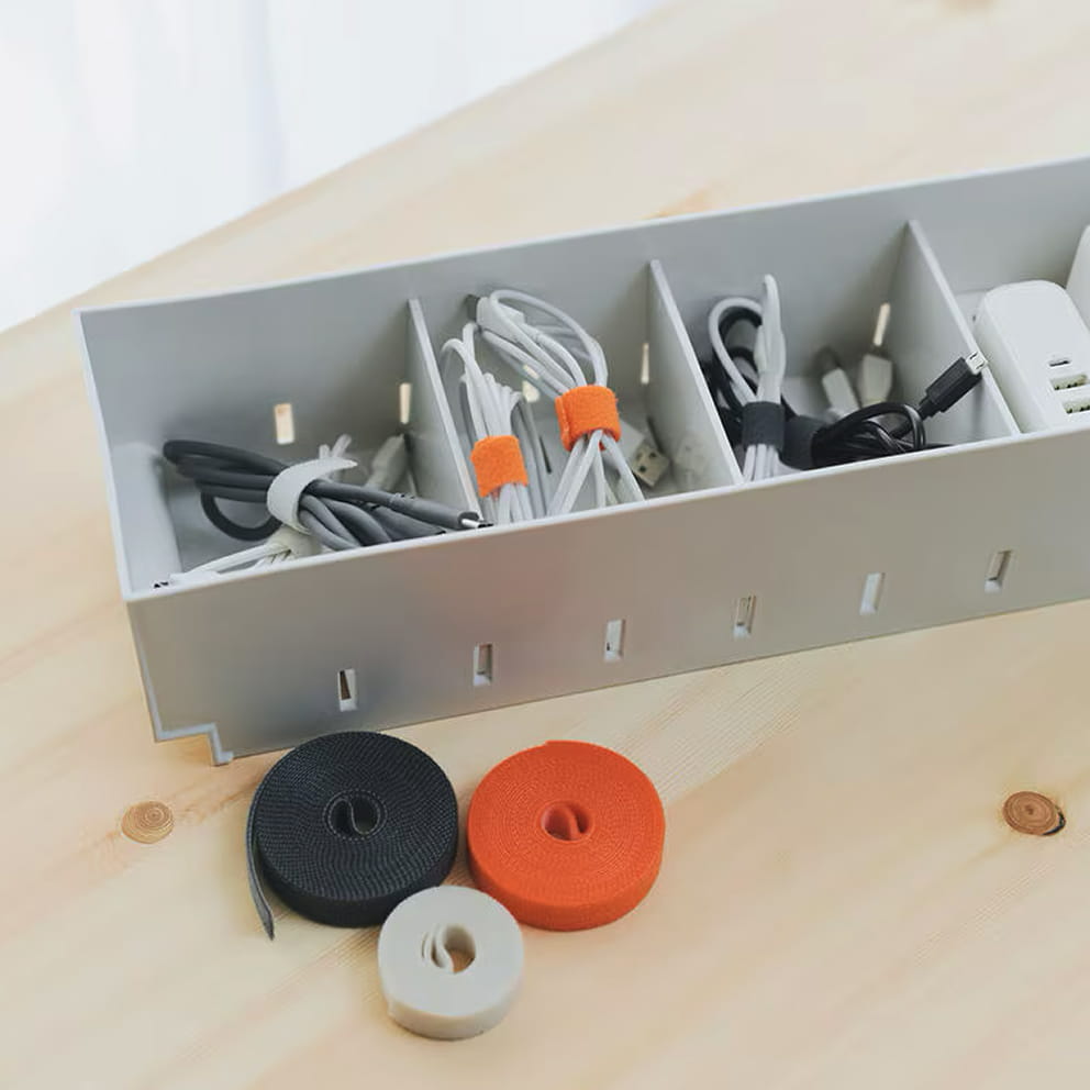 ケーブルやガジェットの整理収納のイメージ
