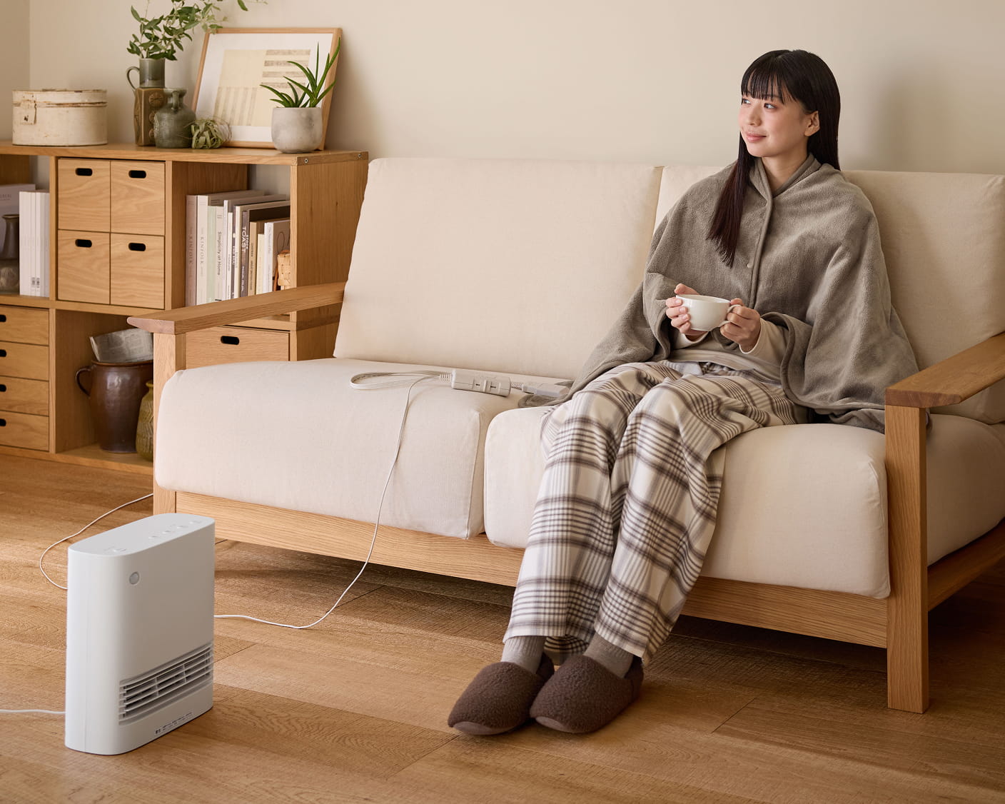 電源を入れてすぐに温風が出る、人感センサー搭載ヒーターのイメージ3