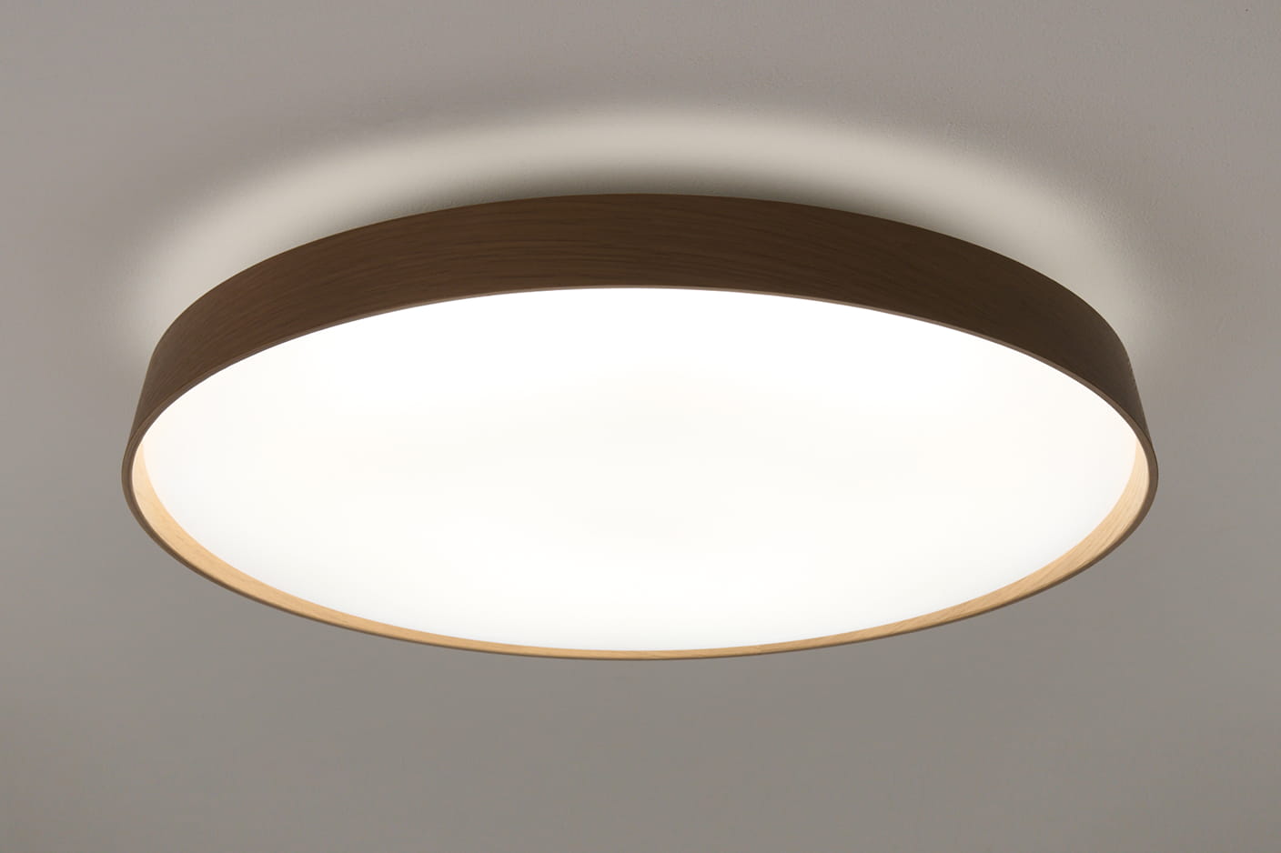 ＬＥＤ木製シーリングライト　調光調色機能付の商品画像