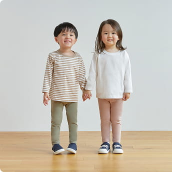 ベビーの秋服着用画像