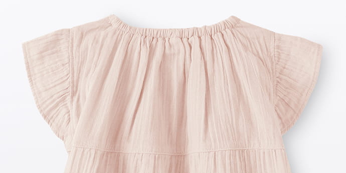 楊柳ガーゼフリルスリーブブラウスの拡大イメージ