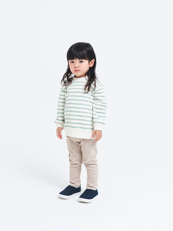 接結編みスウェットシャツのLOOKイメージ